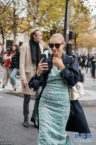 2019春夏巴黎时装周潮人街拍