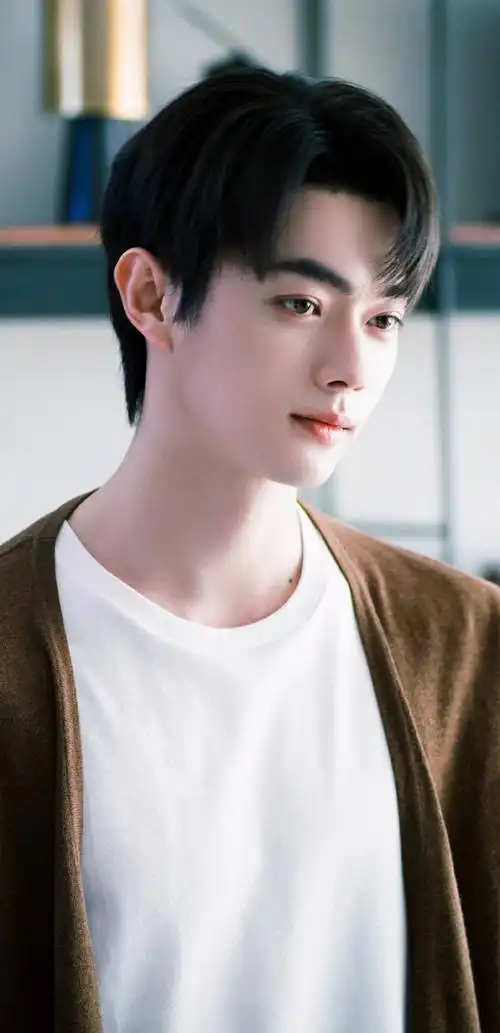 许凯壁纸x韩廷#你比星光美丽