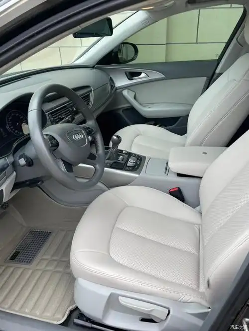 13年奥迪a6手动挡