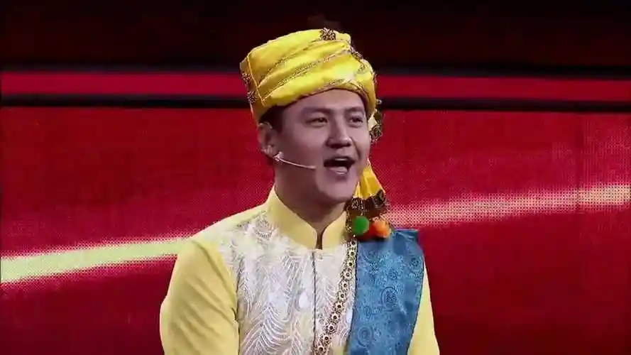 小品卜钰妈是四川人爸是陕北人张小斐那你装什么外国人