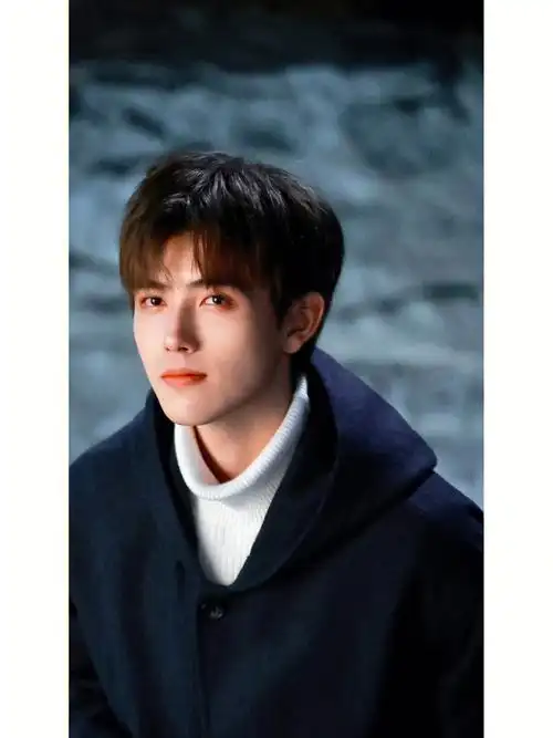 分享几张高清壁纸#陈飞宇