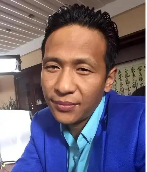 苦尽甘来宋小宝从当初的洗碗工逆袭成大明星如今再娶小娇妻