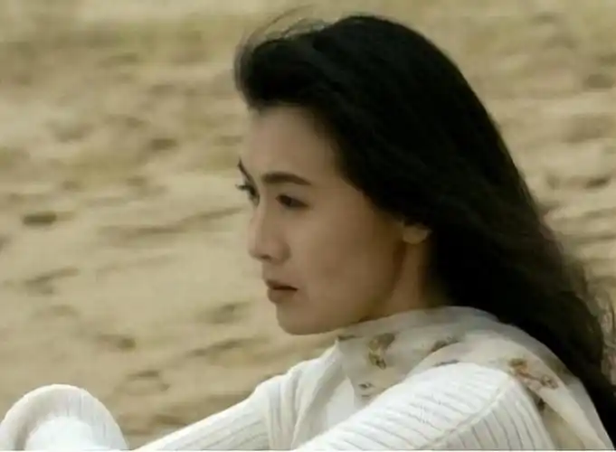 1984年,为了迎接中国首届莎士比亚戏剧节,23岁的李媛媛受邀出演话剧