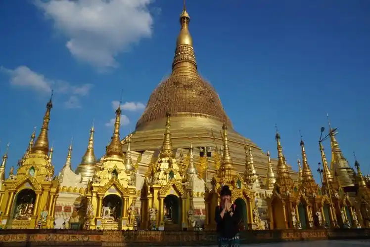 仰光大金塔