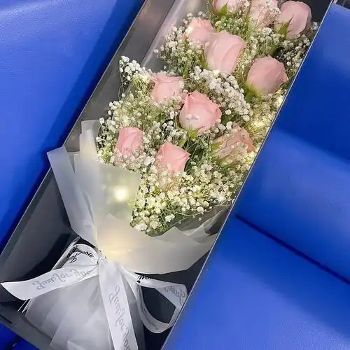 11朵粉玫瑰礼盒