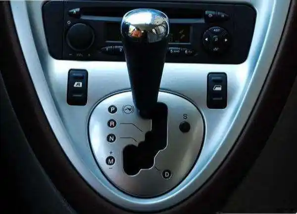 汽车每个档位的速度(自动挡5个档位示意图)