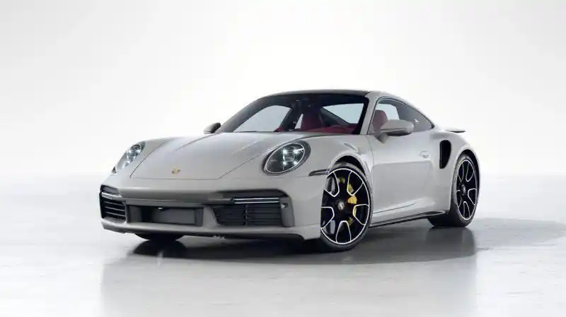 保时捷911turbos哑灰波尔多红现车