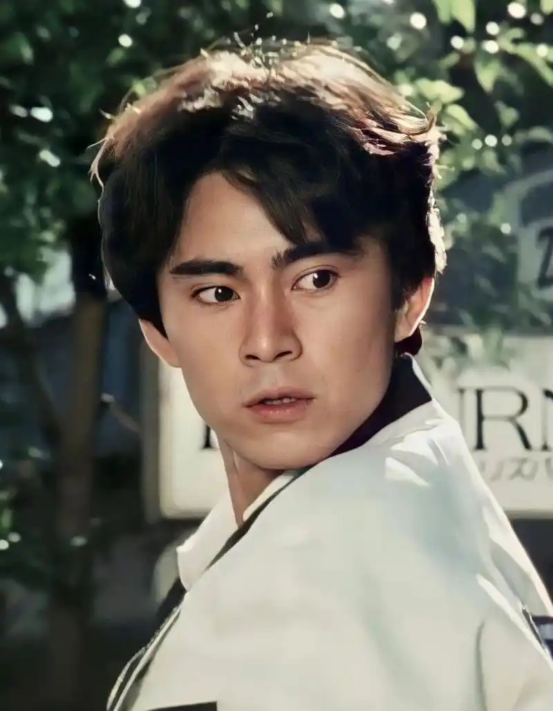 假面骑士black rx变身剧照 南光太郎 图转推 真的太帅了,男人 #假面