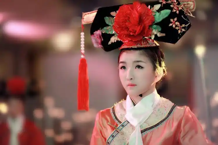 满族服饰走秀抓拍