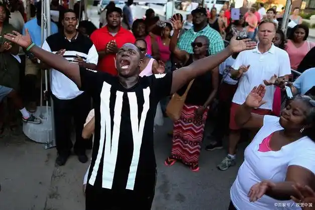 黑人演出拒绝白人观众,英国黑人种族主义抬头|伦敦|演出者|种族歧视