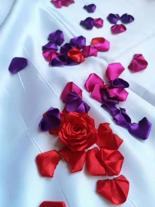 手工丝带玫瑰花