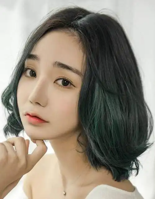 绝美女神直发发型,越简单越美丽的直发发型