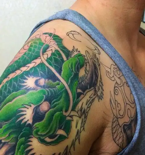 青龙纹身