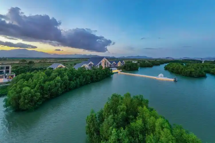 广东江门——世茂碧海银湖