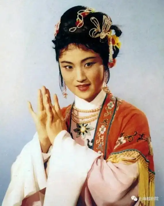 每日一星:越剧电影《红楼梦》中林妹妹的扮演者王文娟(1926 - 抖音