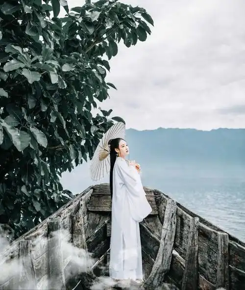 古装古风仙女魏晋风清新淡雅襦裙离人愁唐装贵妃摄影写真广袖襦裙