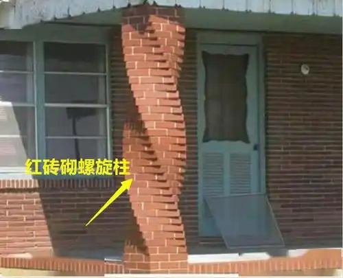 农村门前装的罗马柱土味十足不如国外红砖砌螺旋柱漂亮还省钱