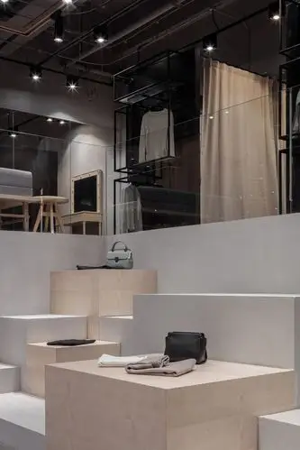 jooos fitting room, shao feng