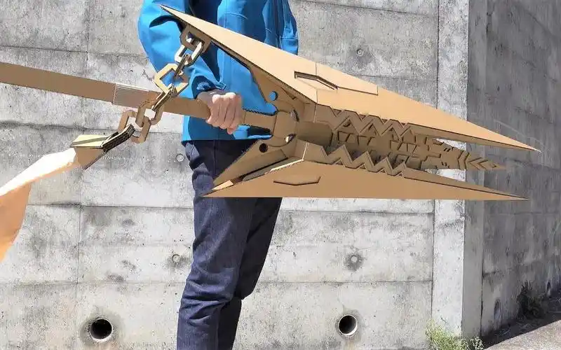 【乐趣创想】用纸做一个武器 武装炼金 突击枪·日光之心