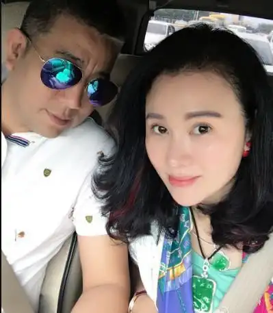 早年浪漫婚礼曝光·|金粉世家|李大为|婚礼_新浪新闻