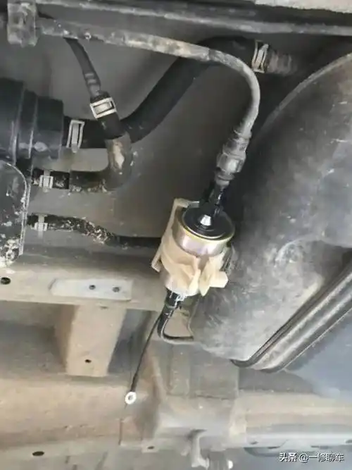 汽油滤芯需要定期更换吗?费用要多少?修车师傅来告诉你