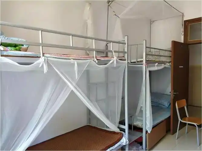 原来30万学费的宿舍长这样杭州热门国际学校宿舍大pk