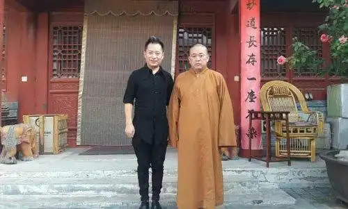 明星大厨喻太均拜谒少林寺方丈释永信大师