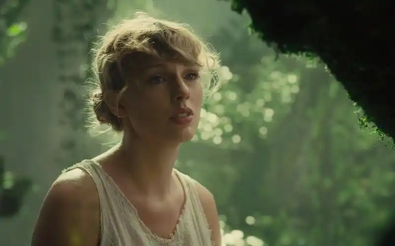 霉霉新专folklore16首混剪试听