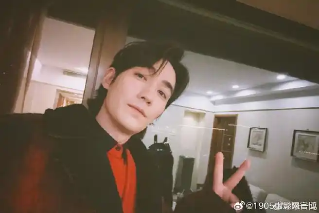 负负得正演员阵容##朱一龙新片负负得正亮相推介会