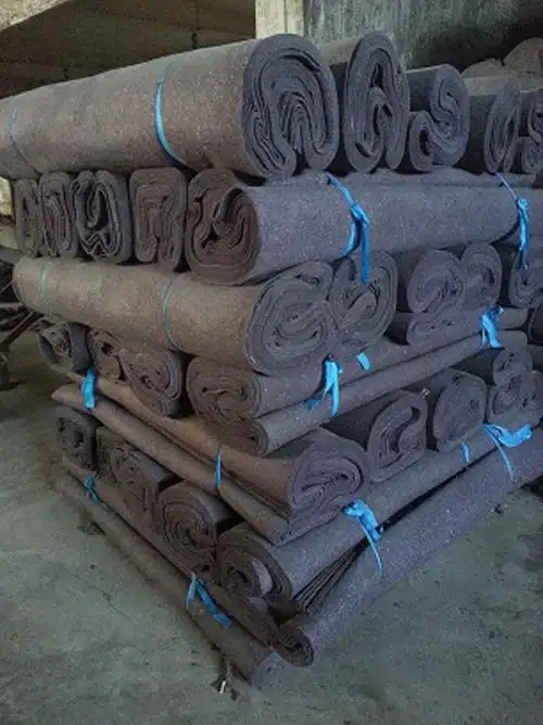 大棚保温棉毡公路养护毯工程保温毯防寒布土工布包装毡花木养护1-花生