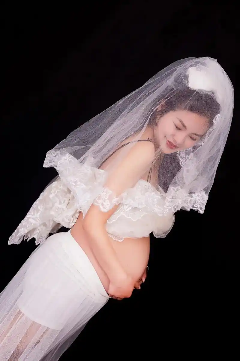 二胎孕妇照.#卸货倒计时 生二胎不是因为我有时间有钱,而是有 - 抖音