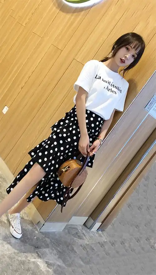 波点蛋糕裙套装