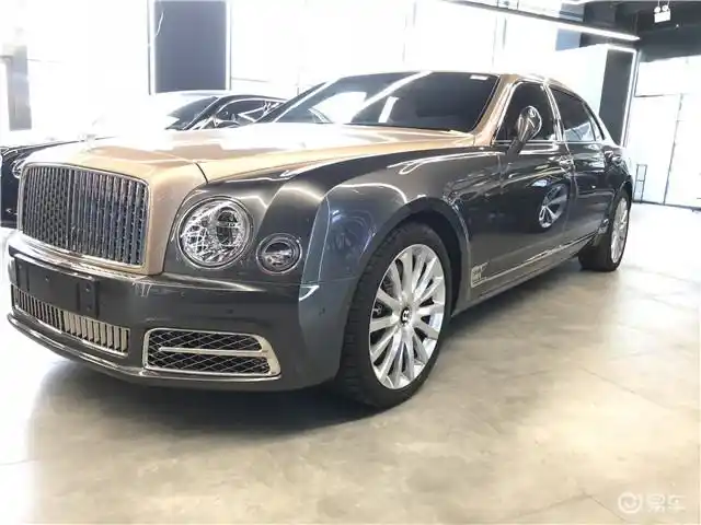 宾利慕尚加长版玫瑰金双色现车天津七月提车价优