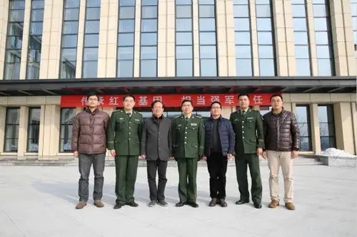 黄建新副校长走访慰问合作共建部队官兵