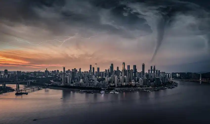 新知|风雨雷电雹"五件套"轮番上演,今年极端天气为何频频造访?