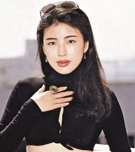 张学友和罗美薇:英年早婚,二十六年无绯闻,成了娱乐圈中的异类