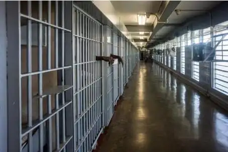 2022监狱可以玩手机吗监狱玩手机会被加刑吗