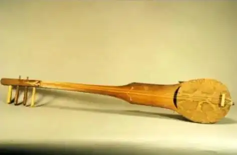 苏古笃:纳西族弹弦乐器,其发展历史是怎么样的?-趣历史网