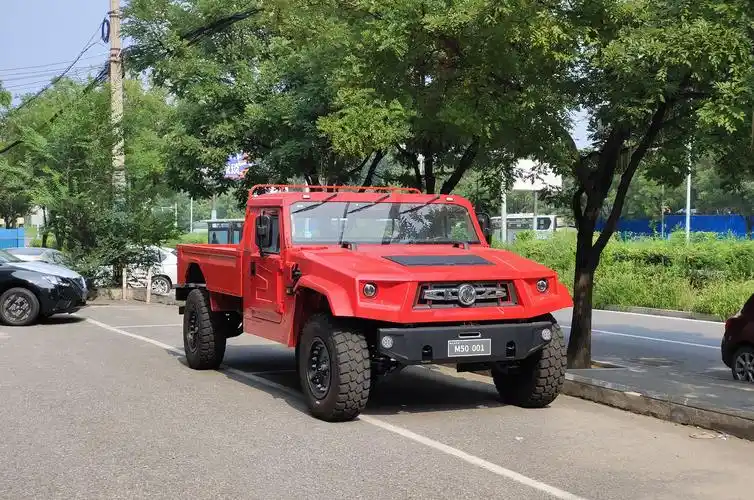 实拍东风猛士m50搭40t柴油动力国六能上牌外观十分霸气