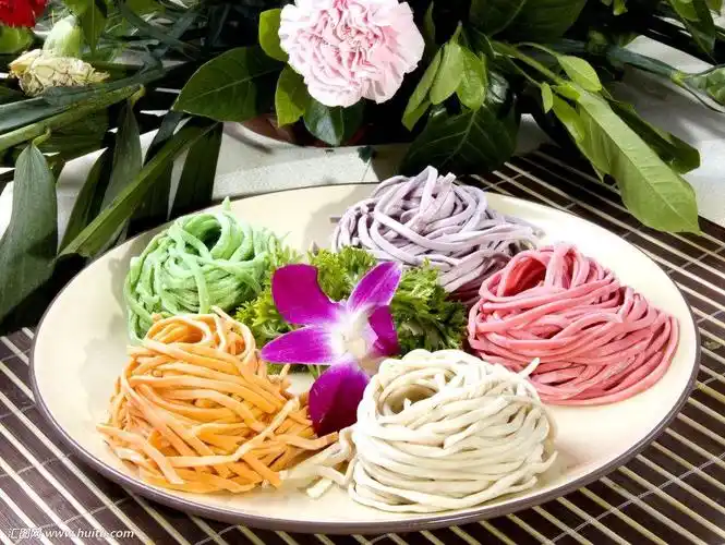 喜多多销售蔬菜营养面条