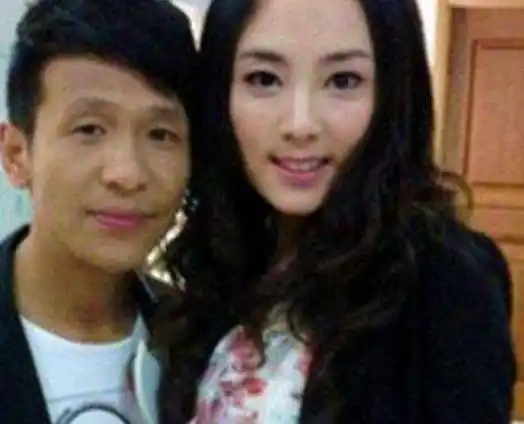 成名前是洗碗工,成名后与7年发妻分手,转身和女粉丝生下龙凤胎_宋小宝