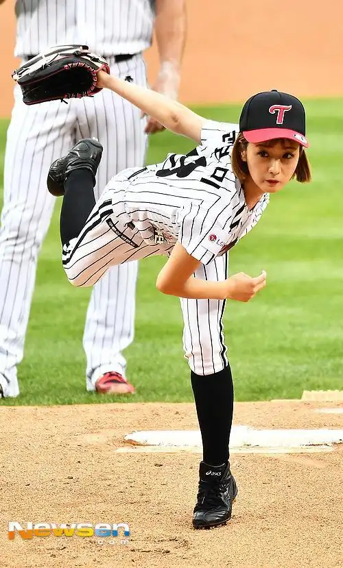 据lg twins 7月4日消息,apink尹普美将在10日进行