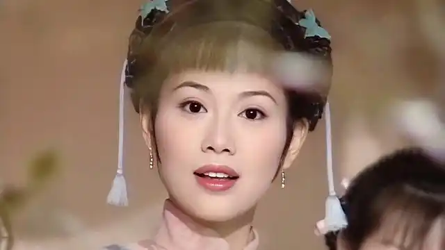 她是乘风破浪的姐姐"陈松伶"