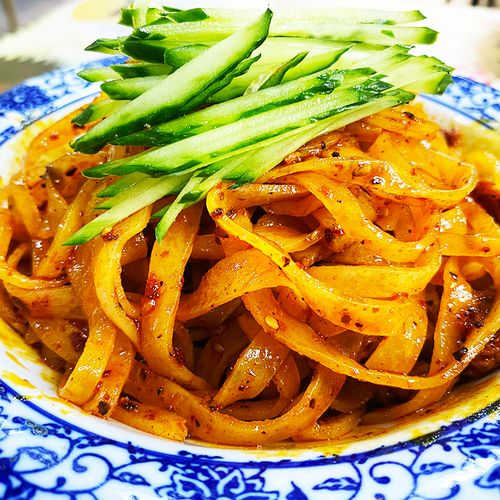 陕西特产擀面皮宝鸡岐山凉皮小吃 配面筋调料包真空包装 5份包邮