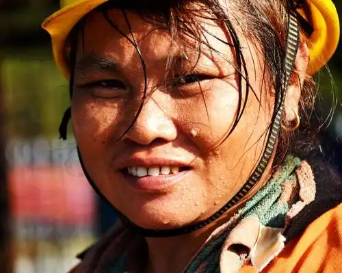 特写丨金台铁路"代盐人"