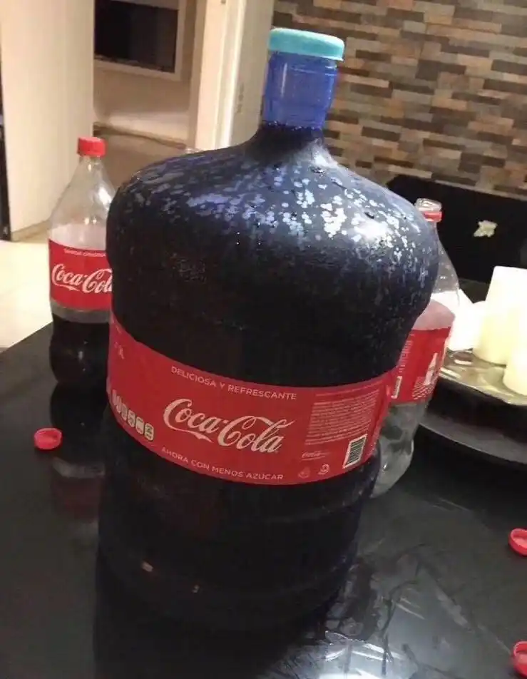 1.桶装奶茶 or 2.桶装可乐