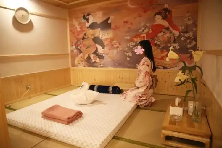 来这里只管享受就对了通州新开一家散发着高贵的日式足浴会所