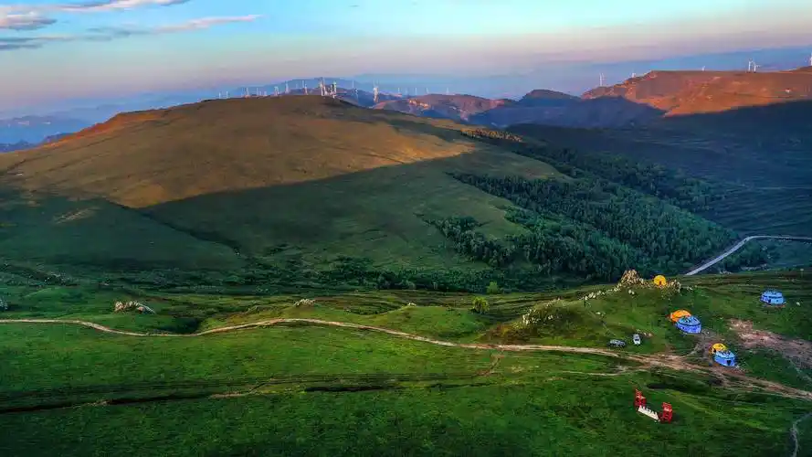 山西灵丘:"空中草原"秋意浓