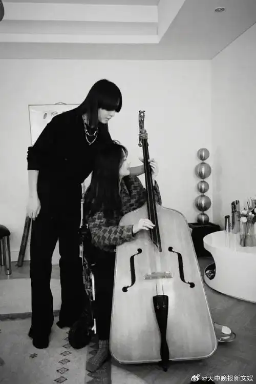 哈拉木吉官宣恋情##哈拉木吉公主找到了他的公主#盟人哈拉木吉微博卡