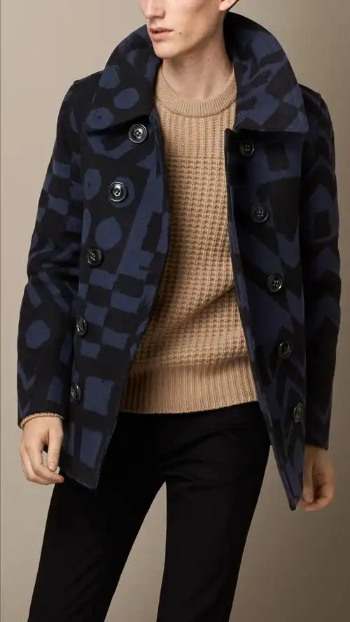 burberry brit/巴宝莉 新品 男士几何图案海军式外套 大衣 39539261